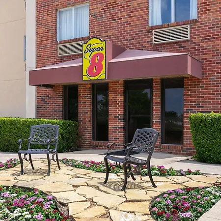 Super 8 By Wyndham Grapevine/Dfw Airport Northwest Hotel